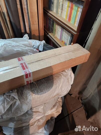 Полка настенная навесная