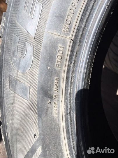 Bridgestone Ice Cruiser 7000 215/60 R17 100T