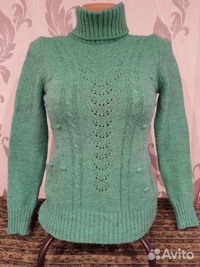 Свитер 40 42р