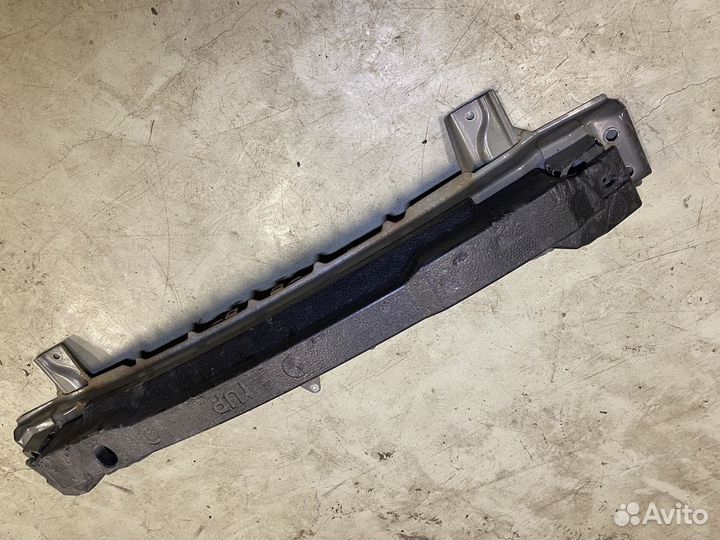 Усилитель бампера передний Mazda Axela bleap