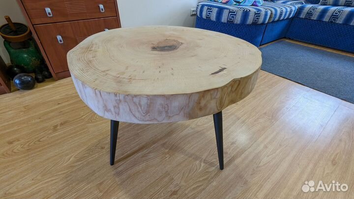 Журнальный столик