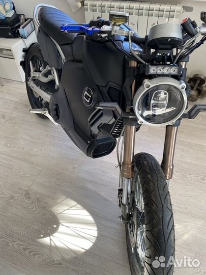 Super Soco TC Max 2021 Тюнинг версия на спицах