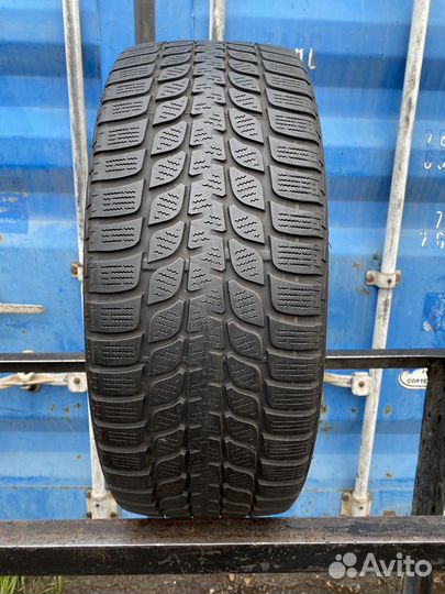 Bridgestone Blizzak LM-25 205/45 R17