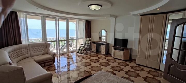 1-к. квартира, 57 м², 2/5 эт.