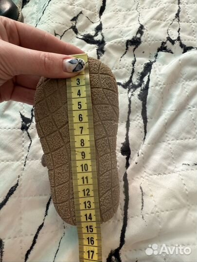 Детские кроссовки