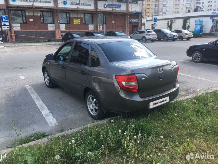 LADA Granta 1.6 МТ, 2015, 155 000 км