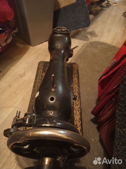 Швейная машина пмз имени Клинина