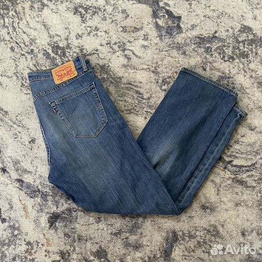 Джинсы levis