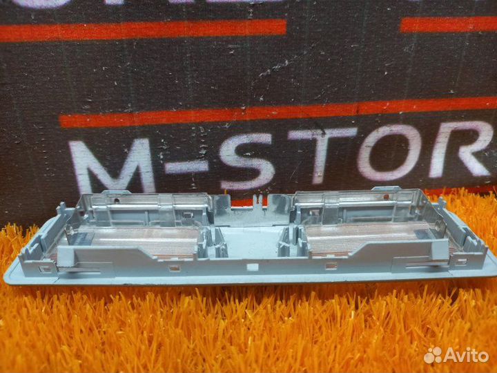 Плафон освещения Bmw 5-Series E39 M54B25 (256S5)