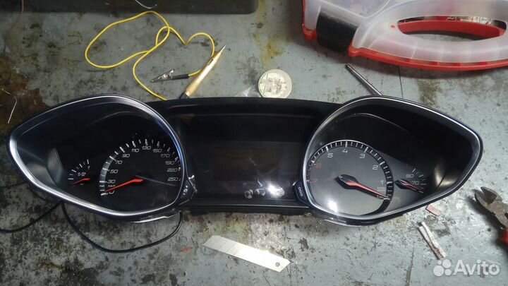 Щиток приборов peugeot 308 t9