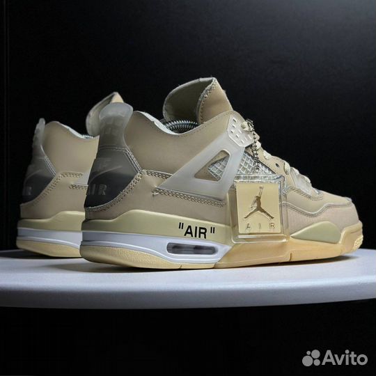 Кроссовки Nike Air Jordan 4 beige