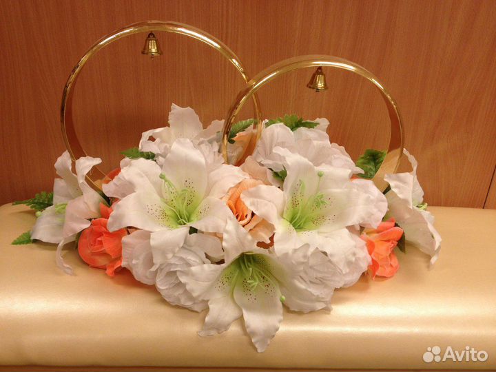 Украшения на автомобиль