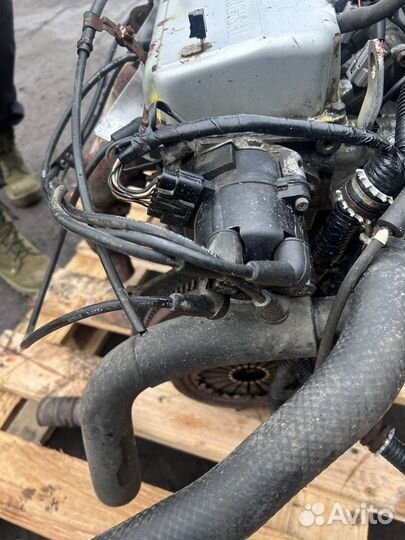 Распределитель зажигания (трамблер) Mitsubishi Lancer 8 2000