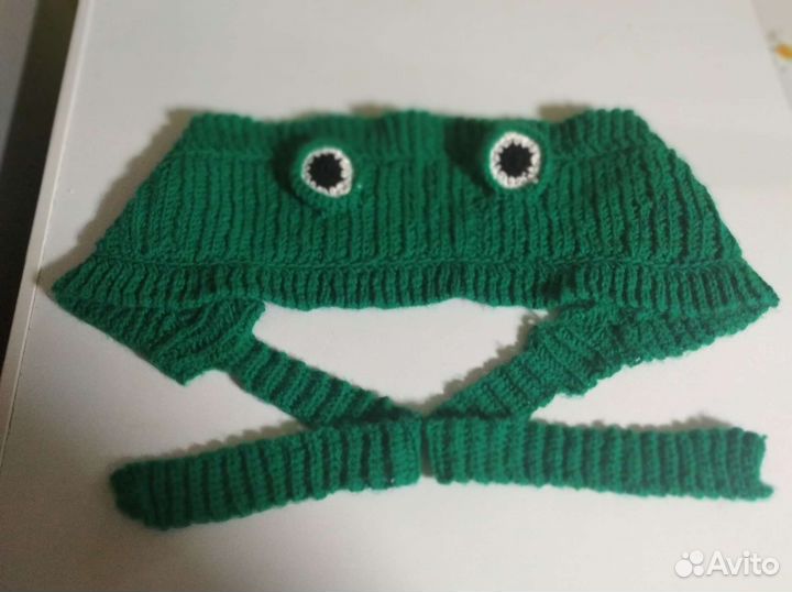 Шапка-лягушка