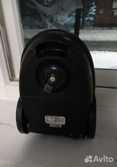 Пылесос Rolsen 1400w