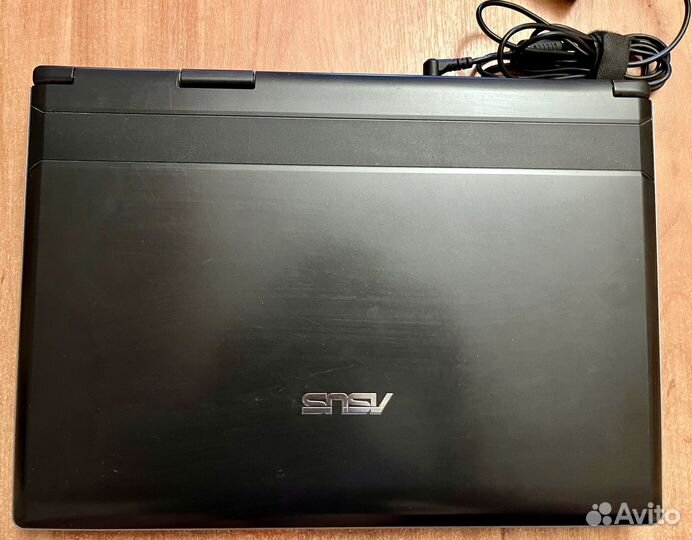 Ноутбук asus