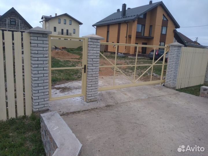 Откатные ворота с калиткой