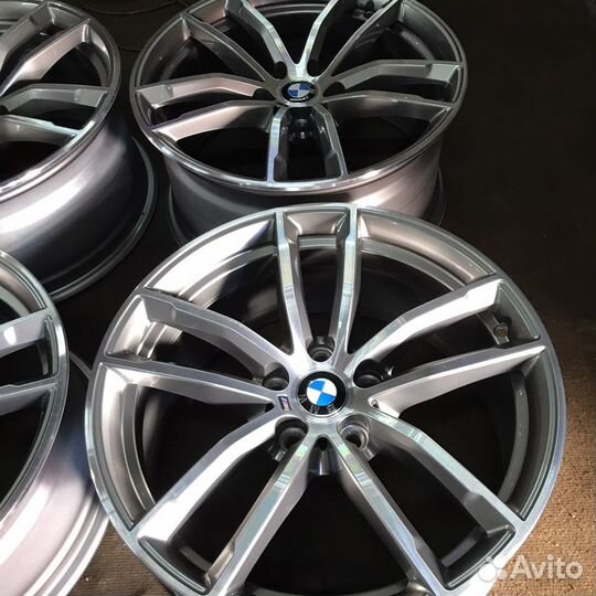 D18 для BMW 5 G30 (оригинальные диски)