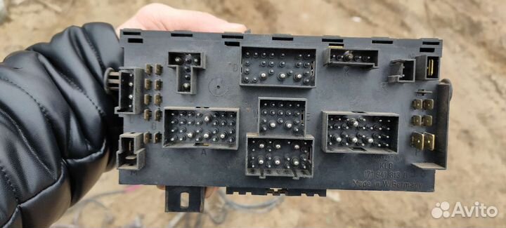 Блок предохранителей Passat B3/b4 /Golf/ jetta2