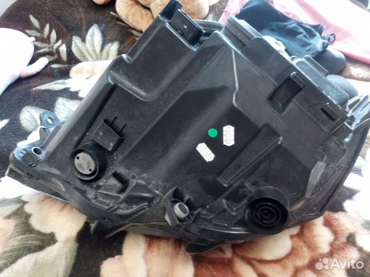 Фара volkswagen caravelle