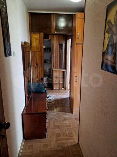 2-к. квартира, 50 м², 9/9 эт.