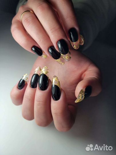 Наращивание ногтей