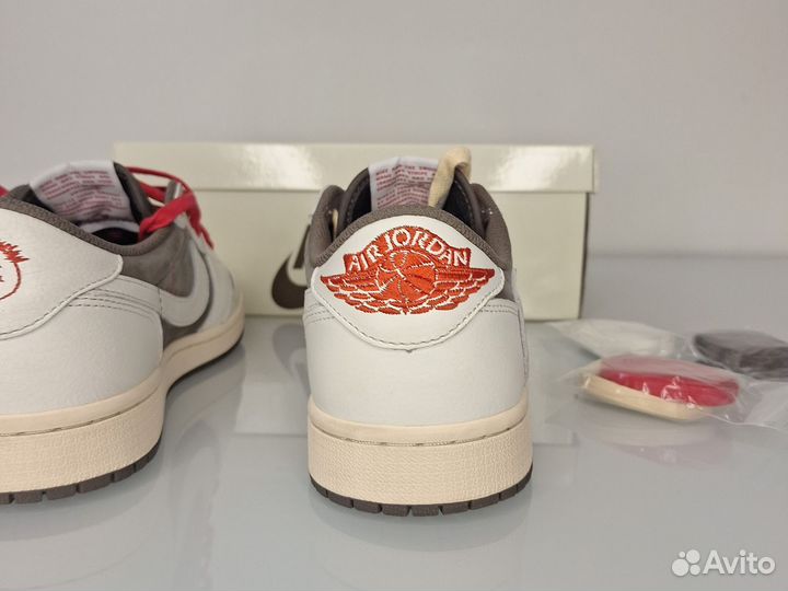 Кроссовки Nike x Travis Scott Air Jordan 1