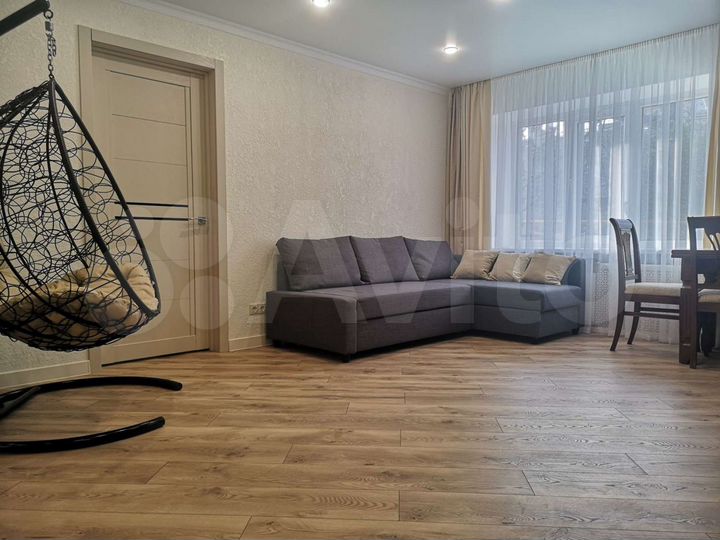 2-к. квартира, 45 м², 1/4 эт.