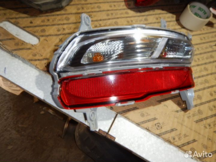 Фонарь левый в бампер Kia Sportage 4 рестайл