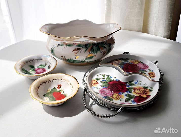 Конфетница фарфоровая