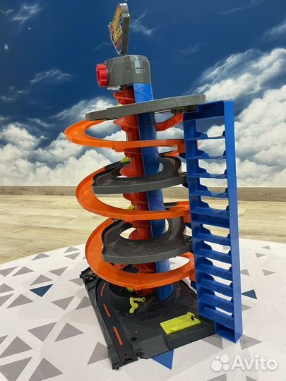 Hot Wheels Мега Гараж