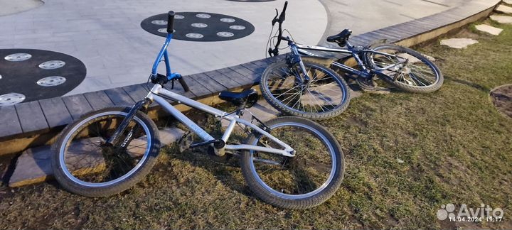 Трюковой велосипед бмх(торг уместен)