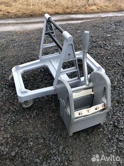 Тележка уборочная TTS