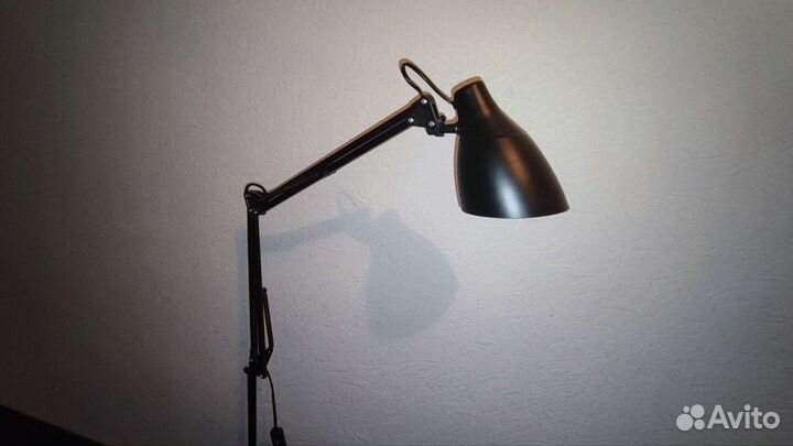 Светильник напольный