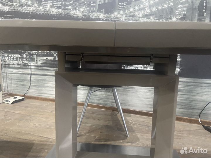 Кухонный стол и стулья бу