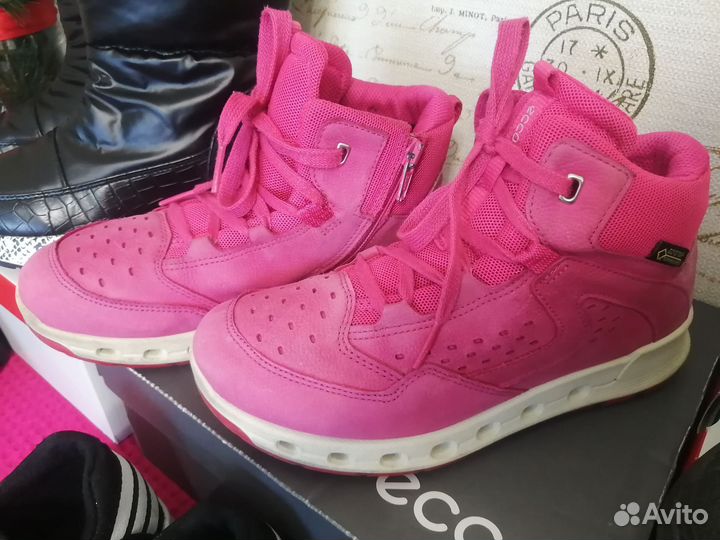 Обувь для девочки 32-33-34