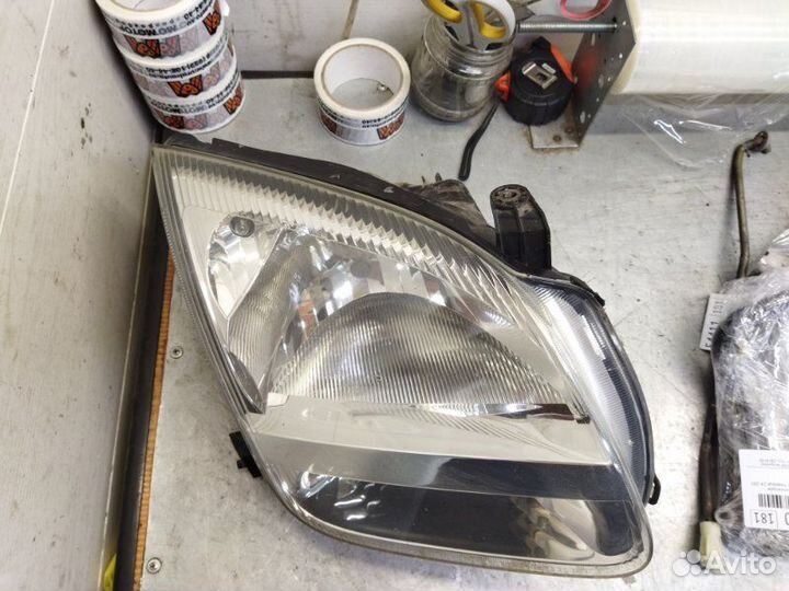 Фара передняя правая Suzuki Ignis HR M13A 1.3 2004