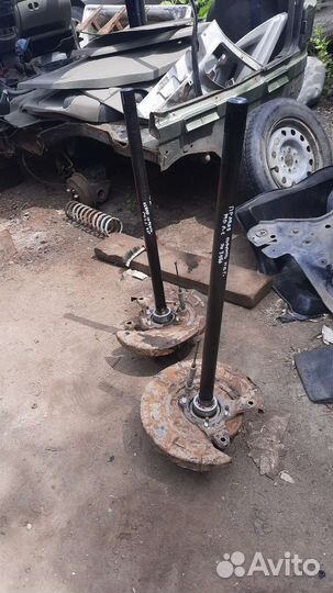 Kia Sorento 1 Полуось задняя 2002-2011