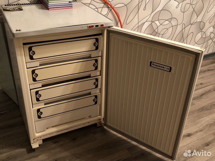 Морозильник бу Бирюса-14