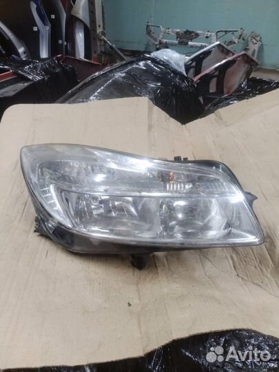 Фара правая Opel Insignia A20DTH 2010