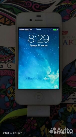 Телефон iPhone 4