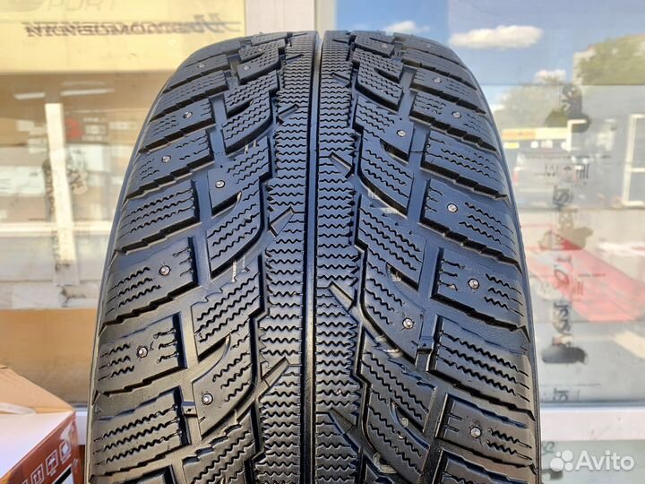 Kumho I'Zen RV Stud KC16 265/50 R20 111T