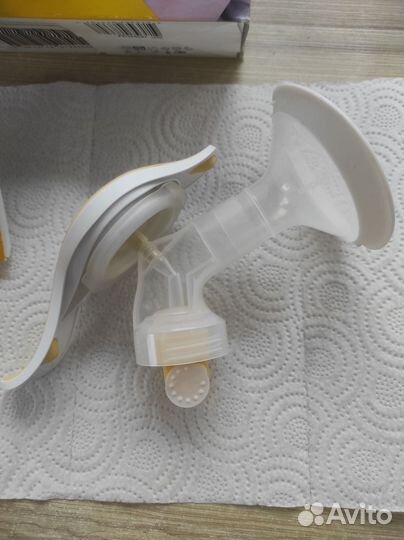 Молокоотсос ручной Medela Harmony