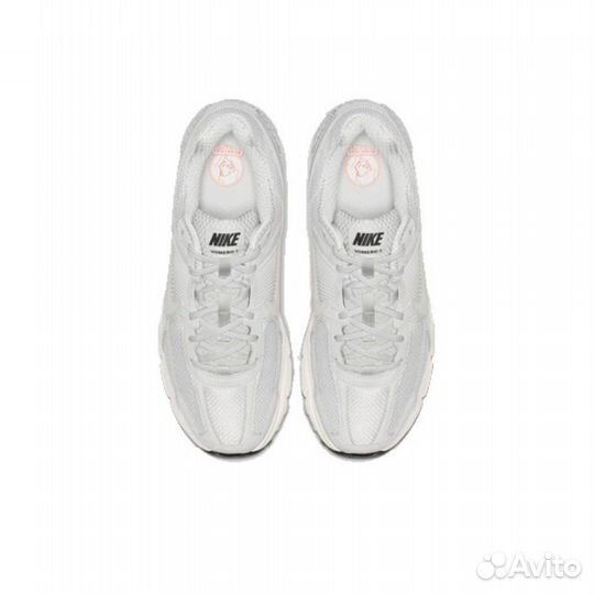 Nike Air Zoom Vomero 5 White 42/42.5/43 EUR