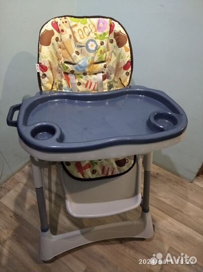 Стульчик для кормления