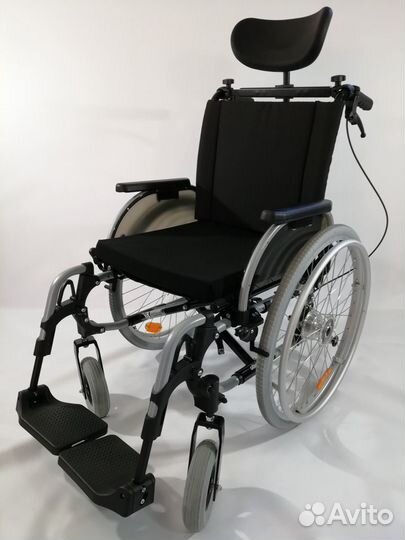 Инвалидная коляска Отто Бокк с подголовником