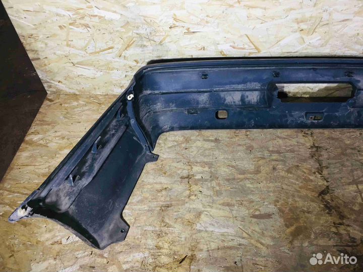 Бампер задний Nissan Laurel C33 Синийцарапиныдефек