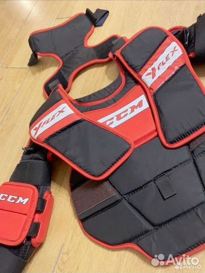 Вратарский нагрудник yth детский