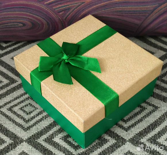 Коробка подарочная