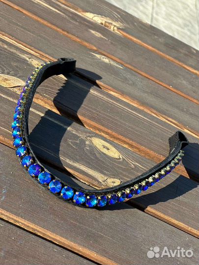 Налобник для лошади